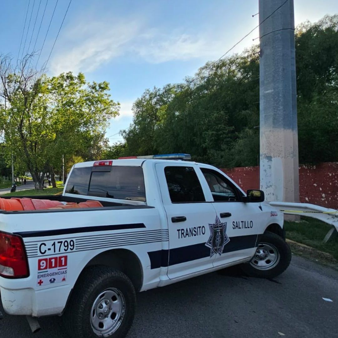 Muere Hombre tras Chocar Contra Árbol al Norte de Saltillo